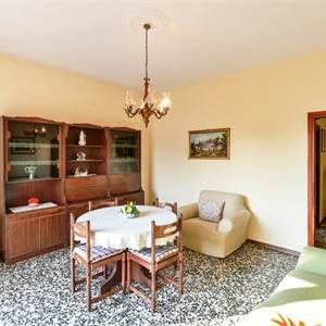 2 bedroom apartment for Sale in Bosisio Parini
