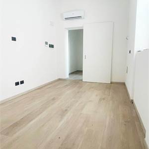 Ufficio In Affitto a Erba