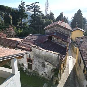 Rustico/Casale In Vendita a Proserpio