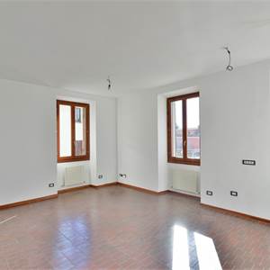 3 locales en Venta la Lambrugo