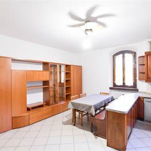 3-Zimmer-Wohnung in Verkauf zu Erba