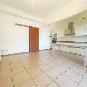 3 locali In Affitto a Erba