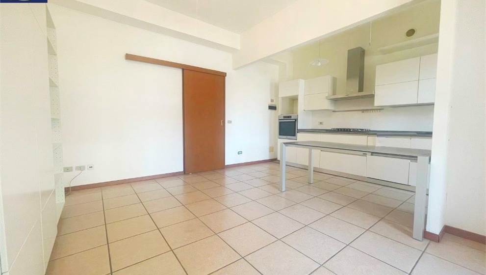 Rif. 04 - Erba/3 locali